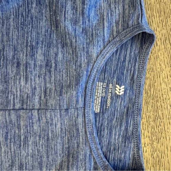 All in Motion Girls Short Sleeve Top Blue XS - Picture 2 of 2